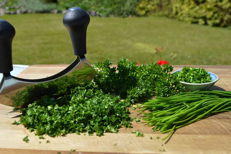 Best knife for chopping herbs